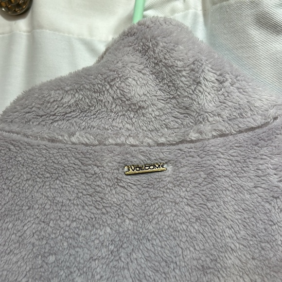 VOLCOM Plush Full Zip Sweater Light Purple Size Small Women’s - Picture 6 of 6